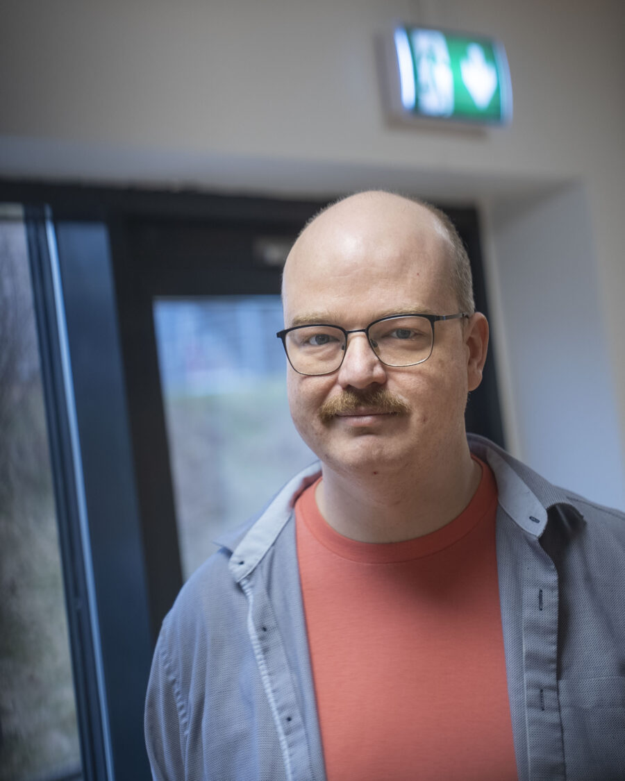 thomas-jeppe-aspect-ratio-900-1125